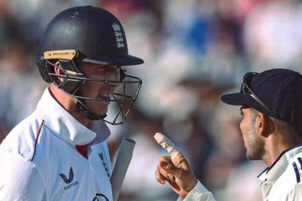 Shubman Gill Gets Backing as Zak Crawley Faces Criticism for Delay Tactics Crawley Criticized as Gill Gets Support Before 4th Test