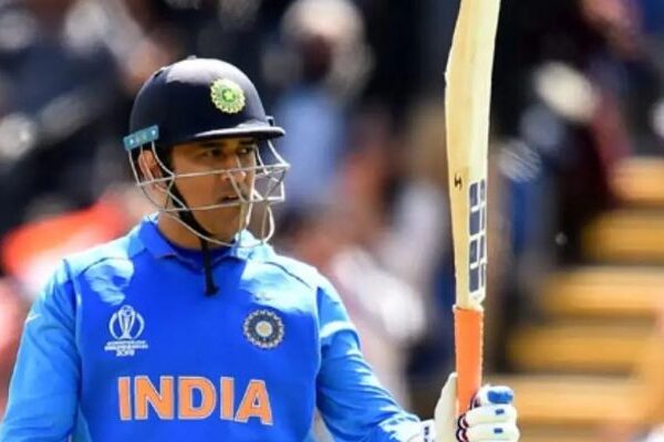MS Dhoni: A Cricketing Legend of India MS Dhoni Biography – Career, Achievements, IPL & Legacy