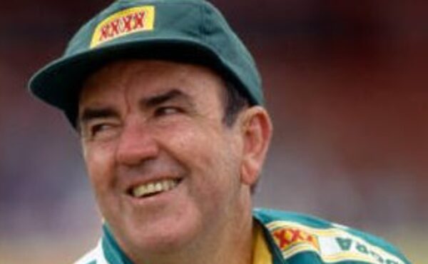 Australian Cricket Legend Bob Simpson Dies at 89