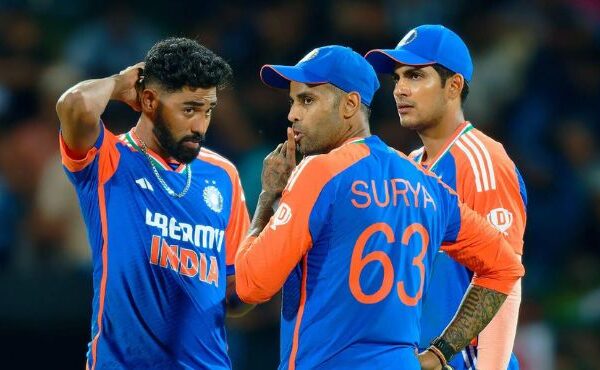 Pakistan Files Complaint Over India Handshake Snub